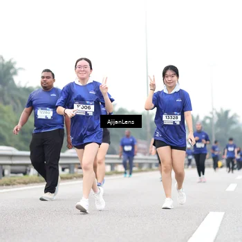 Runner Photo 7437486