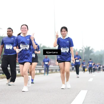 Runner Photo 7437491