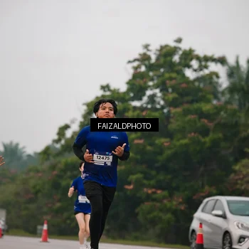 Runner Photo 7437496
