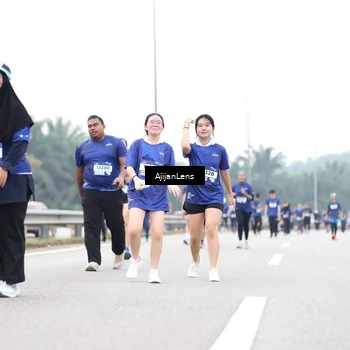 Runner Photo 7437501