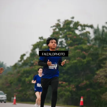 Runner Photo 7437502