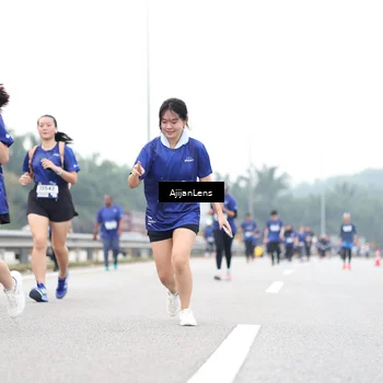Runner Photo 7437513