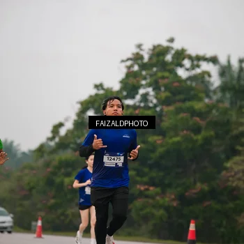 Runner Photo 7437523