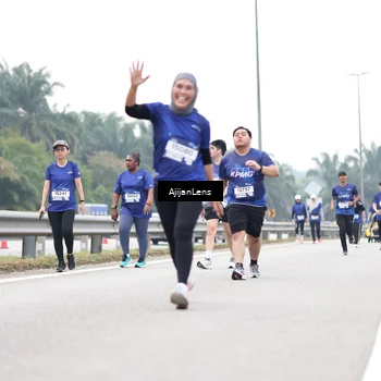 Runner Photo 7437553