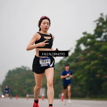 Runner Photo 7437560
