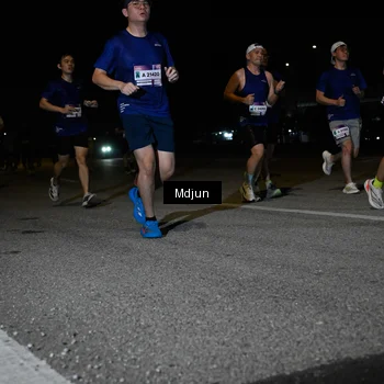 Runner Photo 7437562