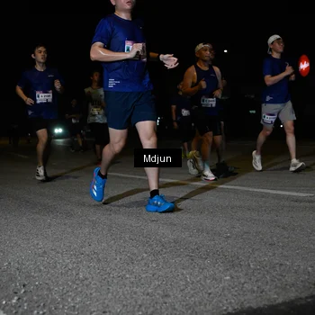 Runner Photo 7437571