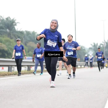 Runner Photo 7437585