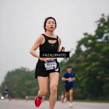 Runner Photo 7437589