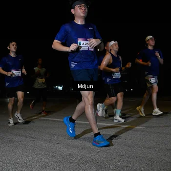 Runner Photo 7437620
