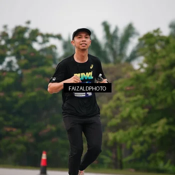 Runner Photo 7437624
