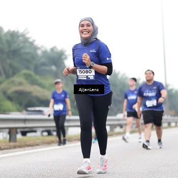 Runner Photo 7437626