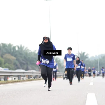 Runner Photo 7437639