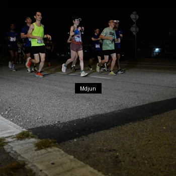 Runner Photo 7437647