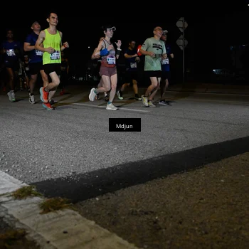 Runner Photo 7437659
