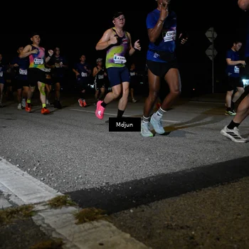Runner Photo 7437663
