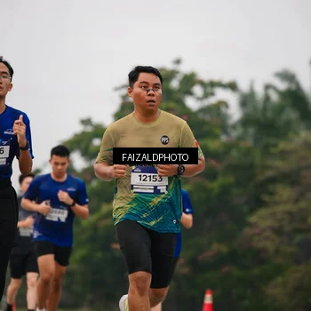 Runner Photo 7437691