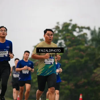 Runner Photo 7437692