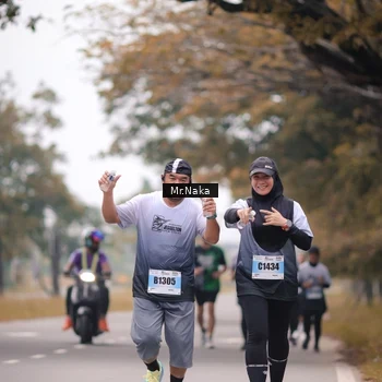 Runner Photo 7437699