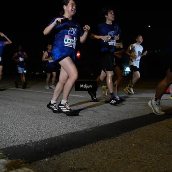 Runner Photo 7437719