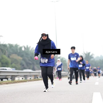 Runner Photo 7437722