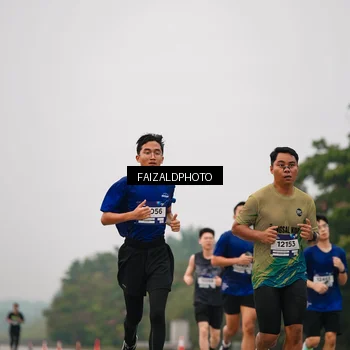 Runner Photo 7437726