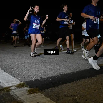 Runner Photo 7437733