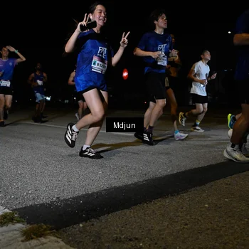 Runner Photo 7437735