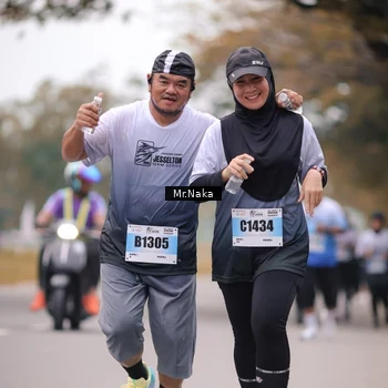 Runner Photo 7437748