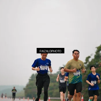 Runner Photo 7437756