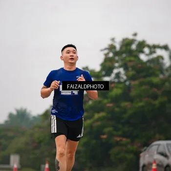 Runner Photo 7437777