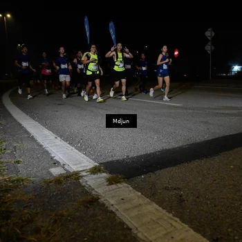 Runner Photo 7437796