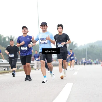 Runner Photo 7437814