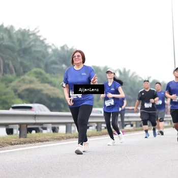 Runner Photo 7437824