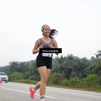Runner Photo 7437834