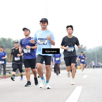 Runner Photo 7437838
