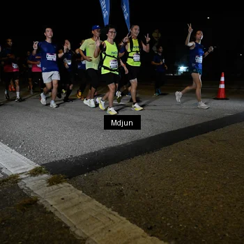 Runner Photo 7437856