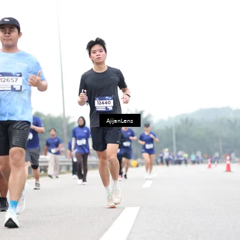 Runner Photo 7437865