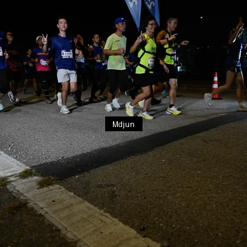 Runner Photo 7437870