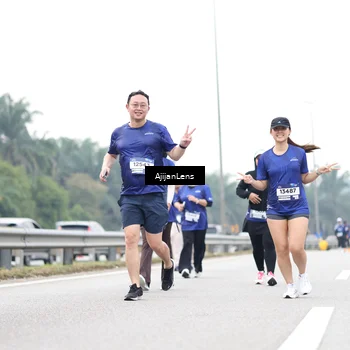 Runner Photo 7437887