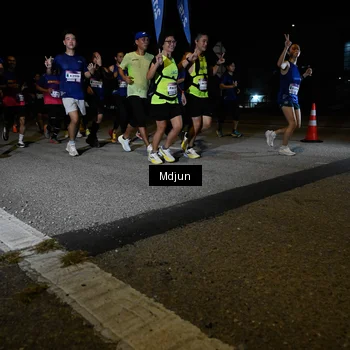 Runner Photo 7437891