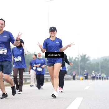 Runner Photo 7437907