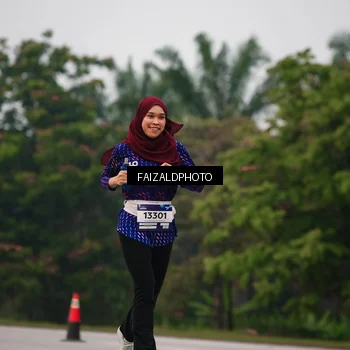 Runner Photo 7437913