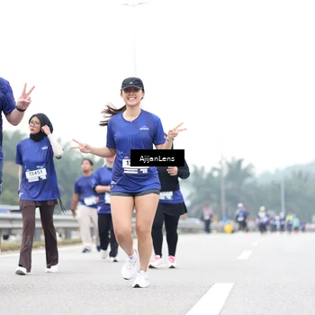 Runner Photo 7437923