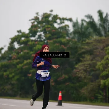 Runner Photo 7437937