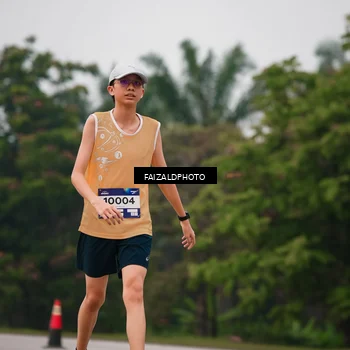 Runner Photo 7437938