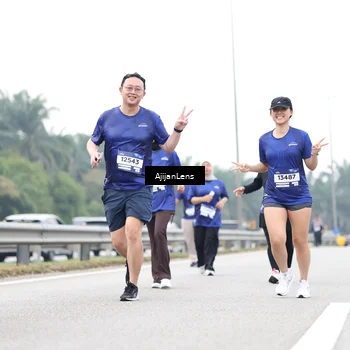 Runner Photo 7437943