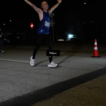 Runner Photo 7437957