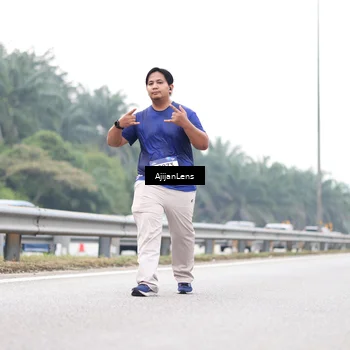 Runner Photo 7437960