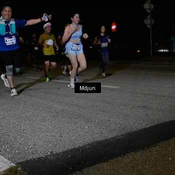 Runner Photo 7437973